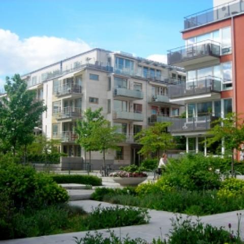 Hammarby Sjöstad (Solaripedia, 2020) Ref. 13