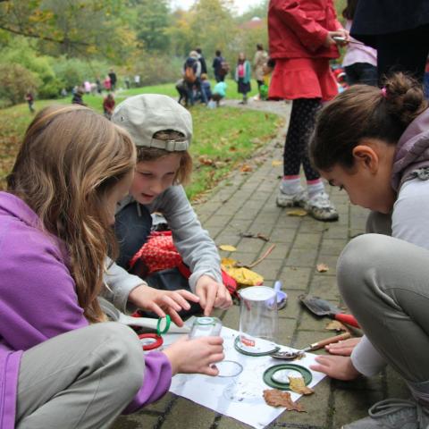 Students of Martun Schule in Bohnenbachpark