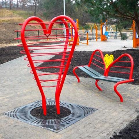 Source: https://bydgoszcz.wyborcza.pl/bydgoszcz/7,48722,22765722,sila-ciszy-mariampola-gotowa-jest-tez-cos-dla-zakochanych.html