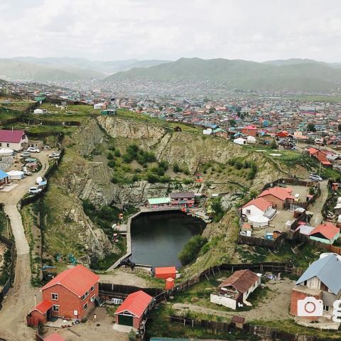 Uuliin Nuur Park around the park view